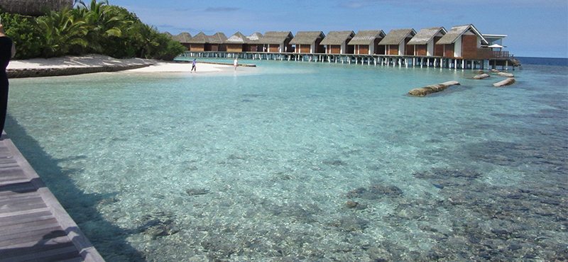 arrival - kandolhu island resort - luxury maldives holidays